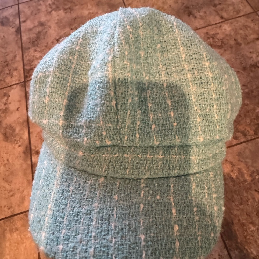 Stylish Light Blue Tweed Cap
